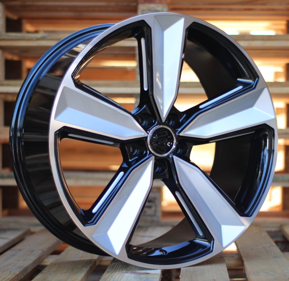 AUDI A5470 Black Polished