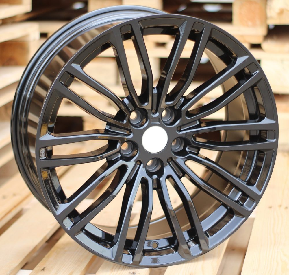 BMW B1318 Black
