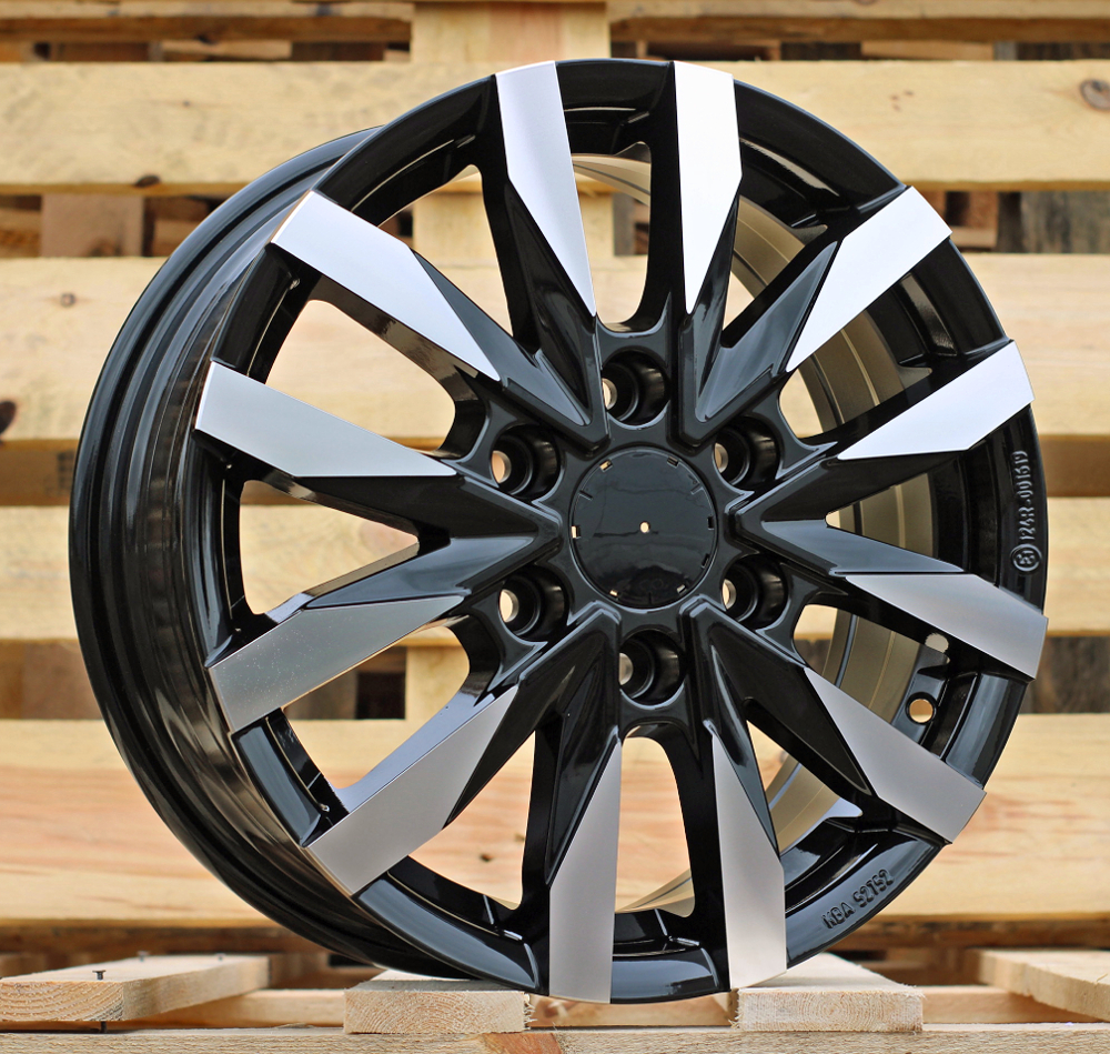 Mercedes B3023 Black Polished