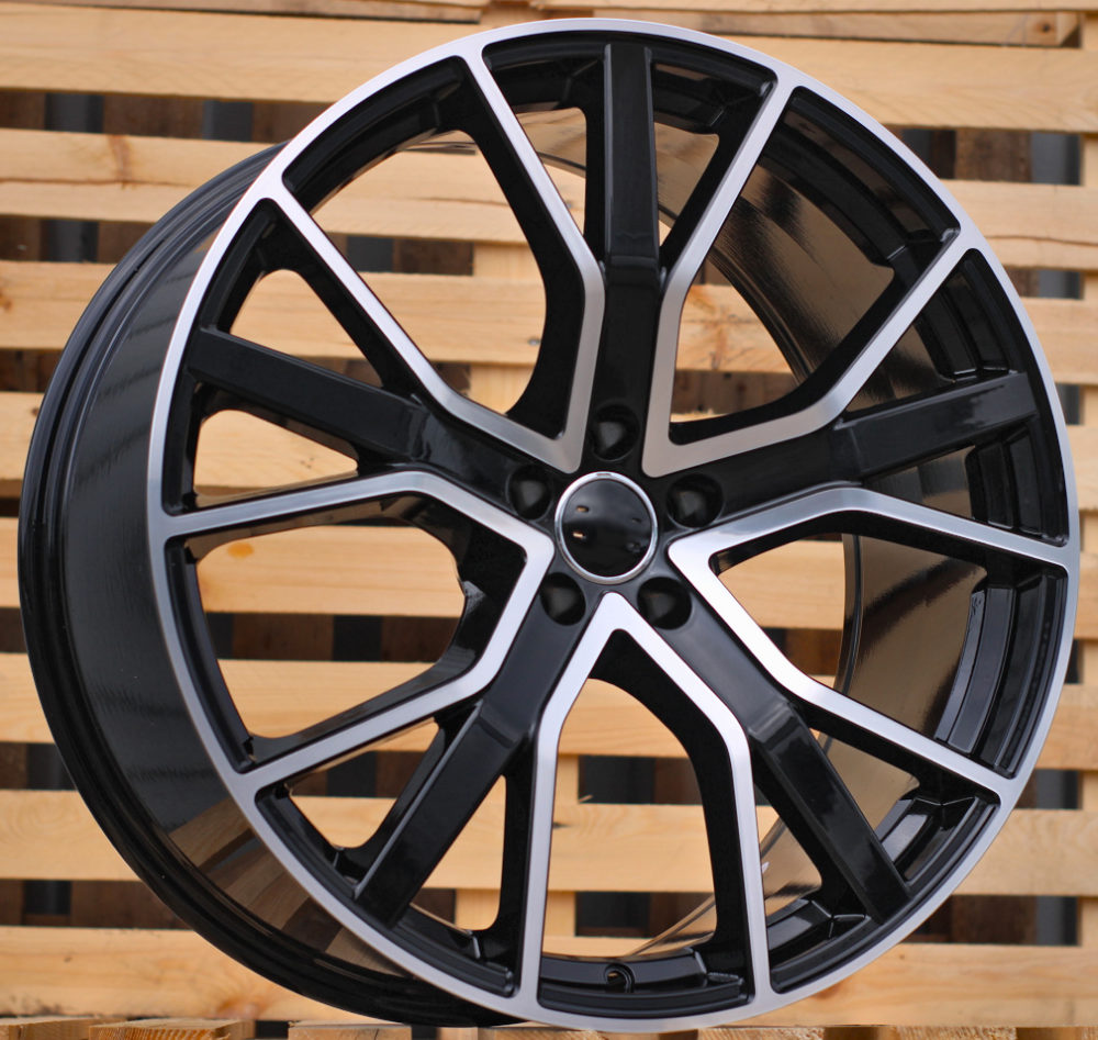 AUDI B5131 Black Polished