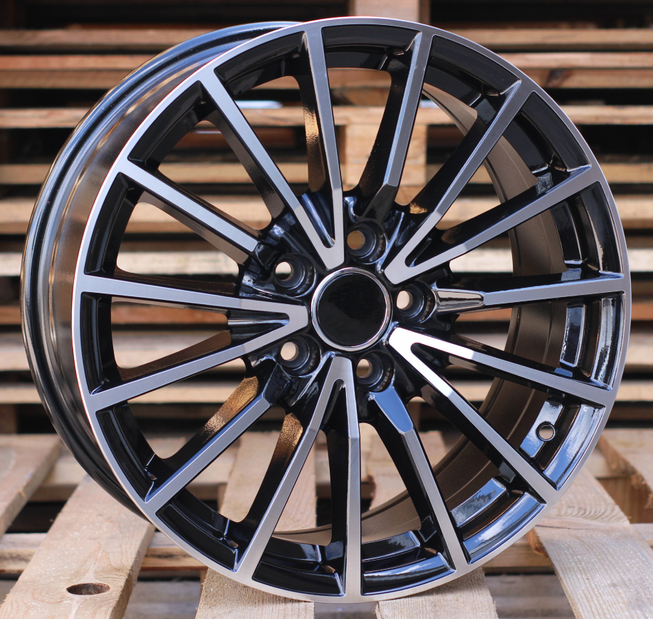 AUDI B5246 Black Polished