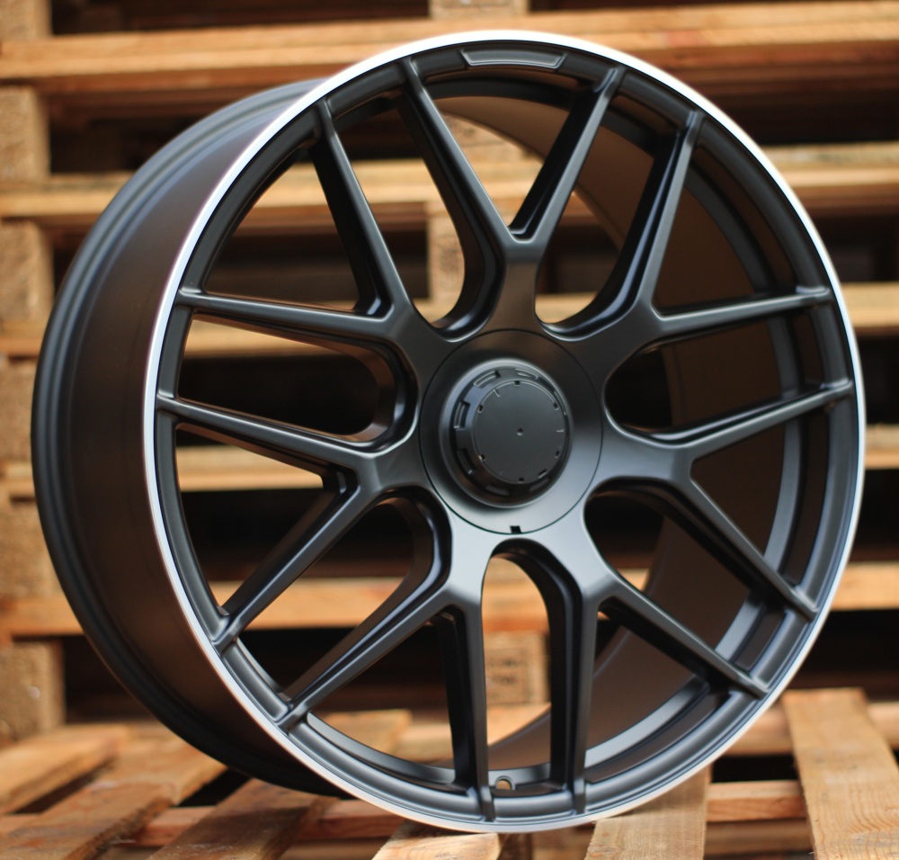 Mercedes B5318 Black Half Matte+Polished Lip