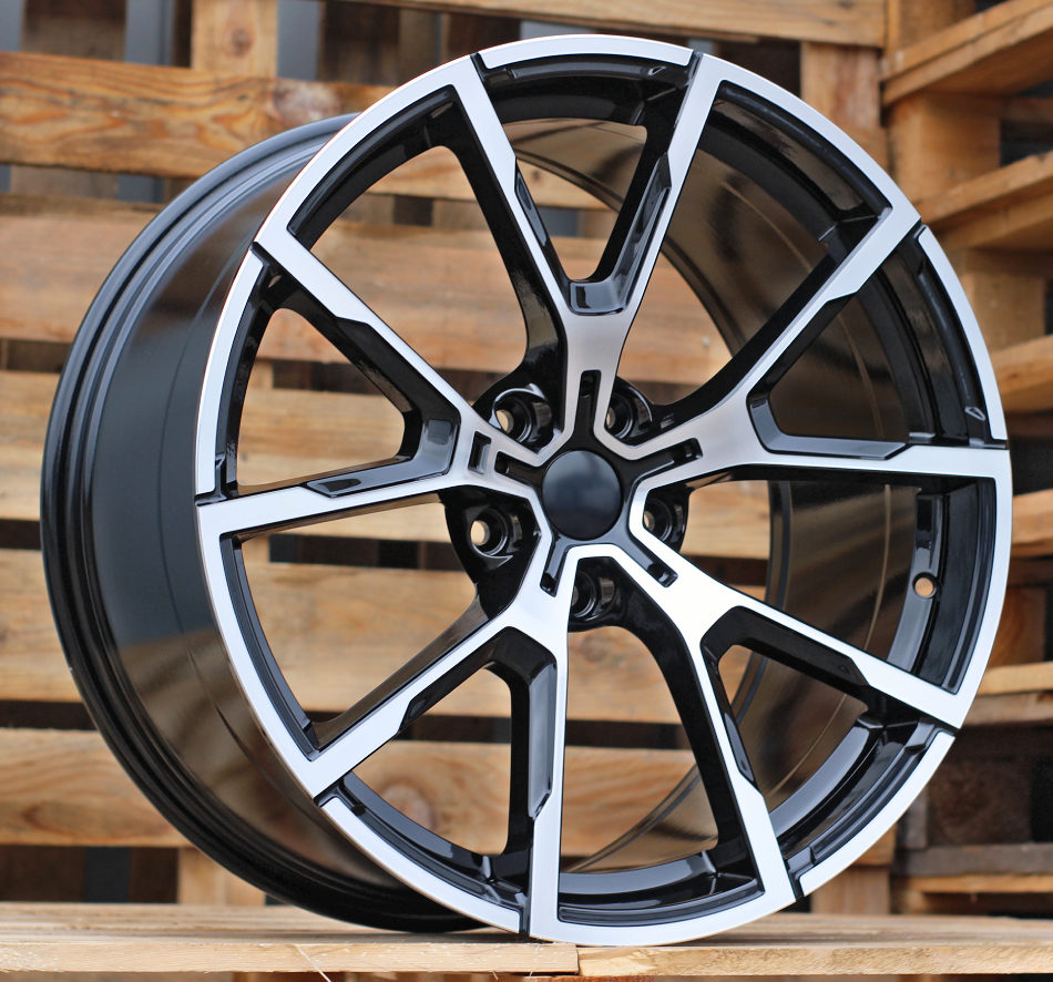 BMW B5601 Black Polished
