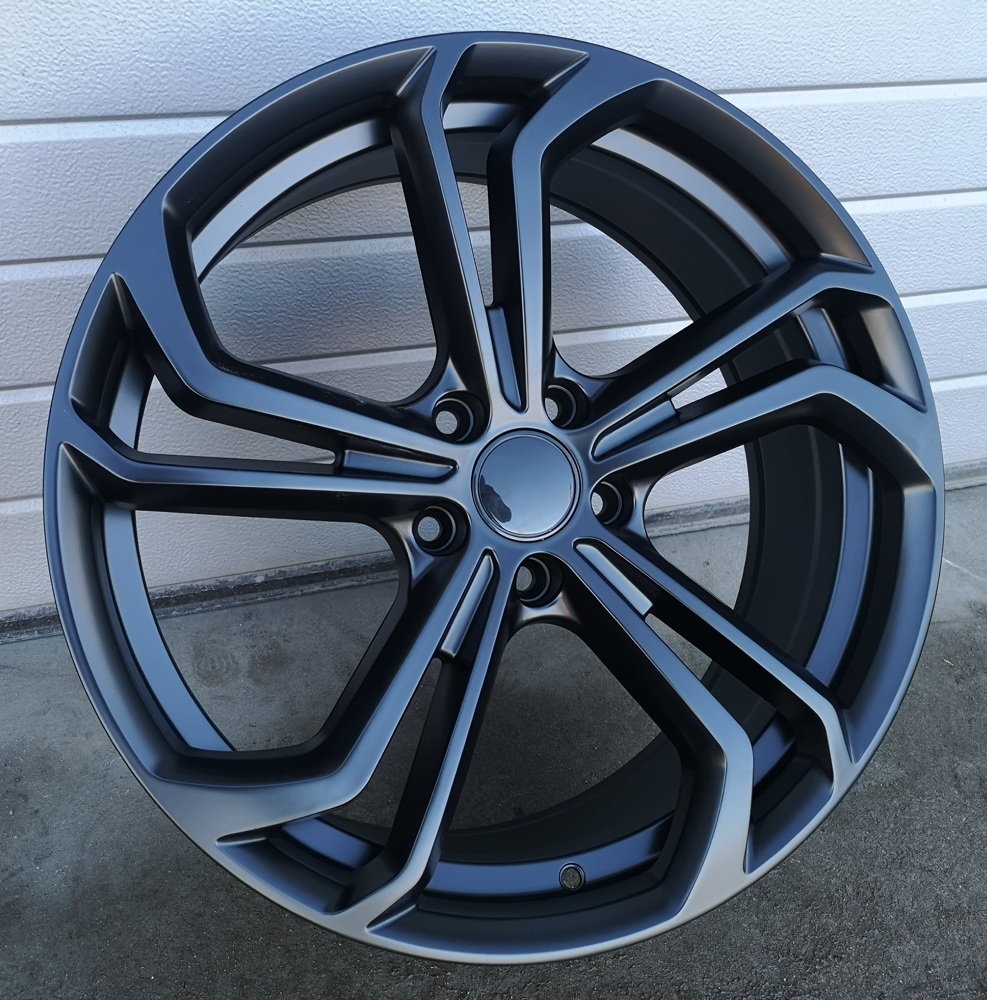 VW B5620 Black Half Matte