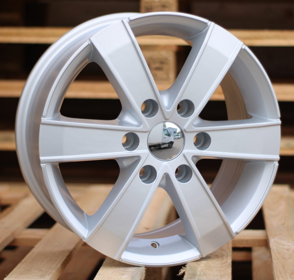 Mercedes BK474 Silver