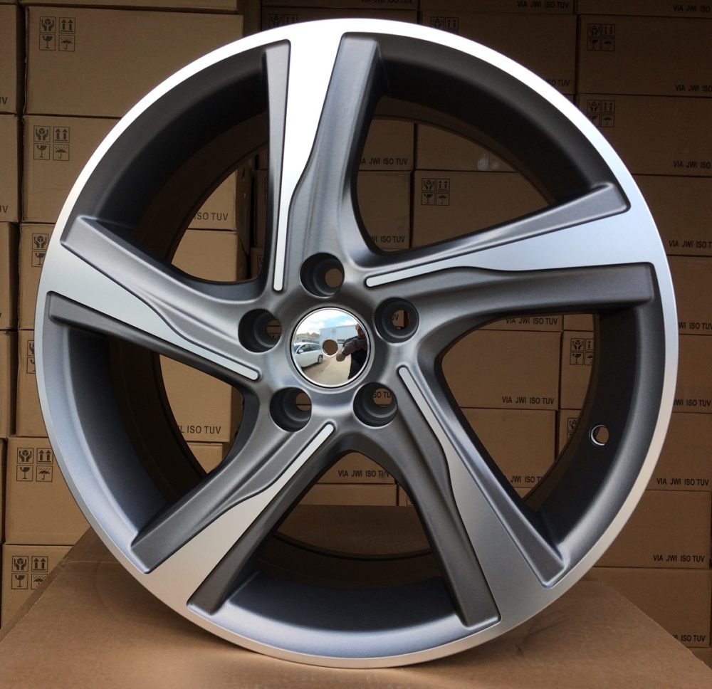 Volvo BY115 Grey Polished