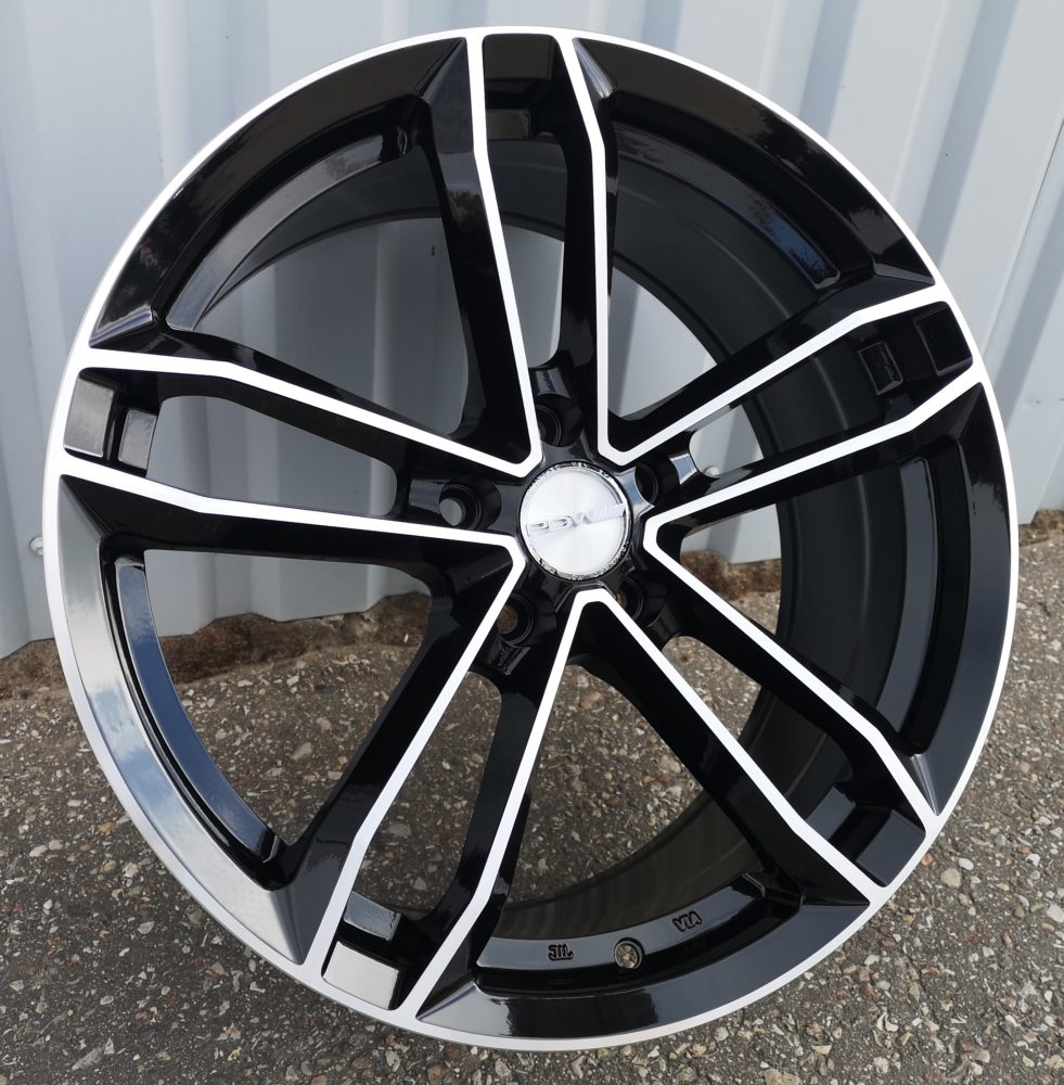 Racing D5276 Black Polished