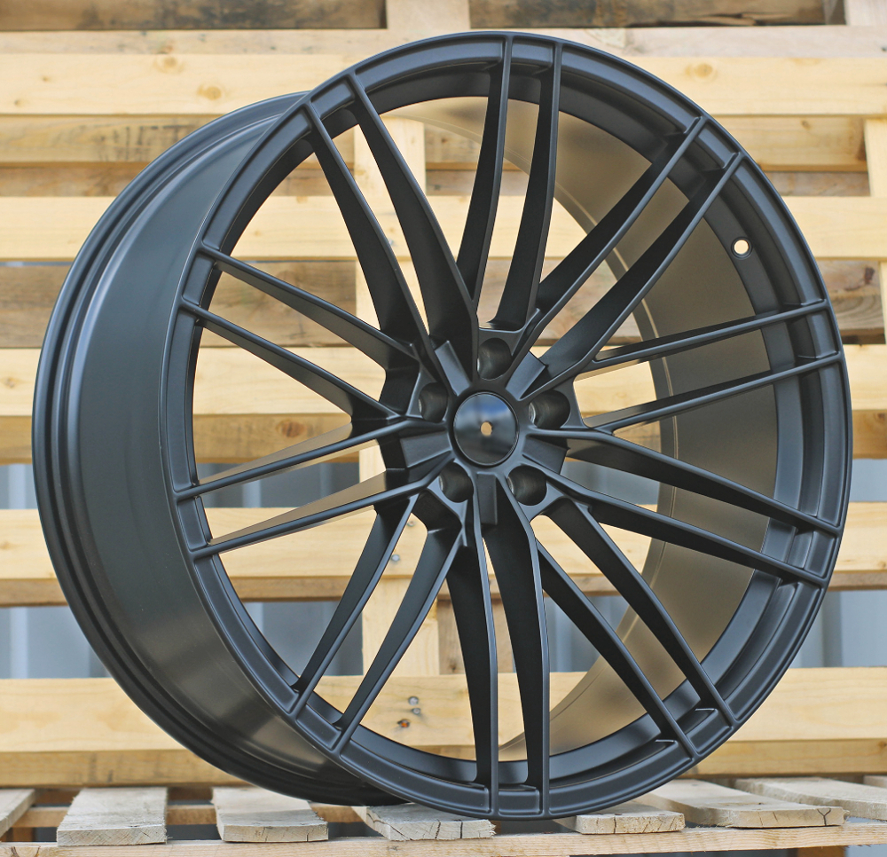 AUDI F1995 Black Half Matte