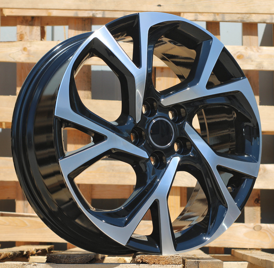 Toyota FE132 Black Polished