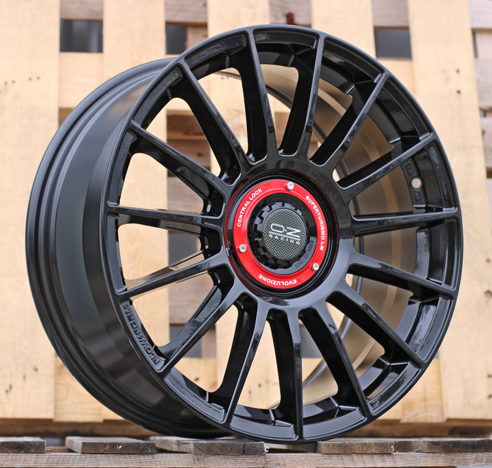 Racing FF009 Glossy Black