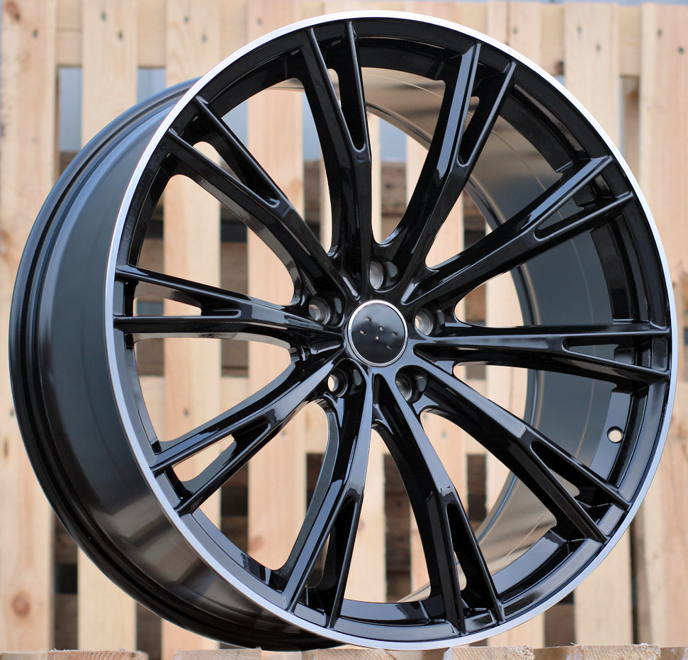 AUDI H5060 Black+Polished Lip