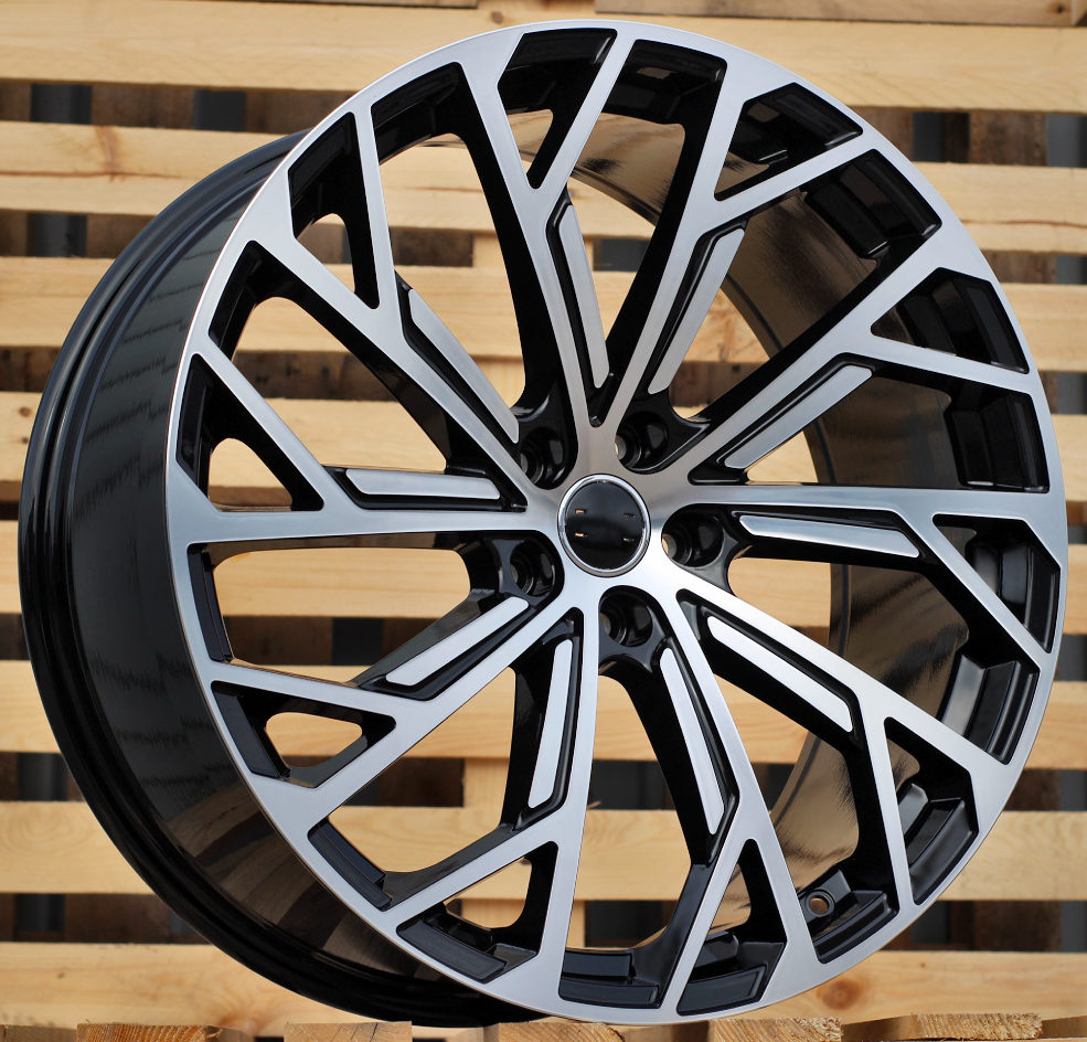 AUDI I0337 Black Polished