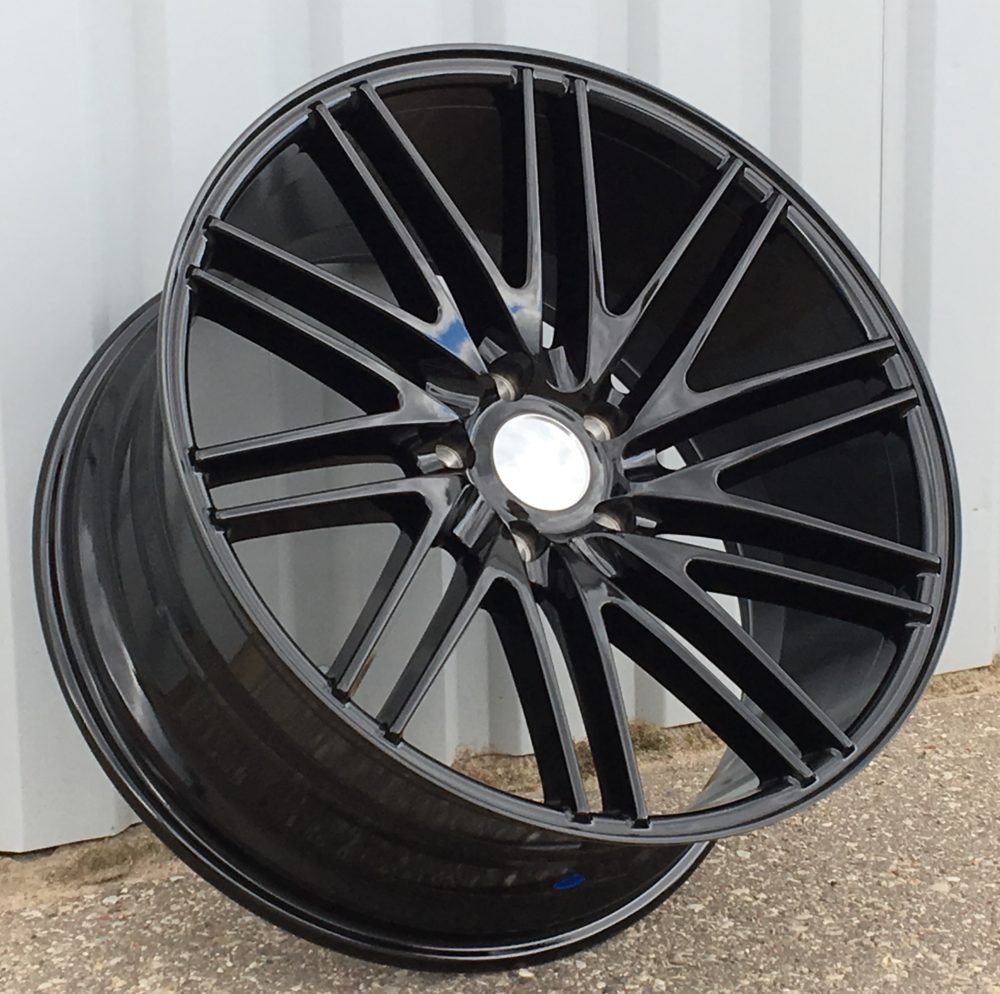 Racing LU579 Black