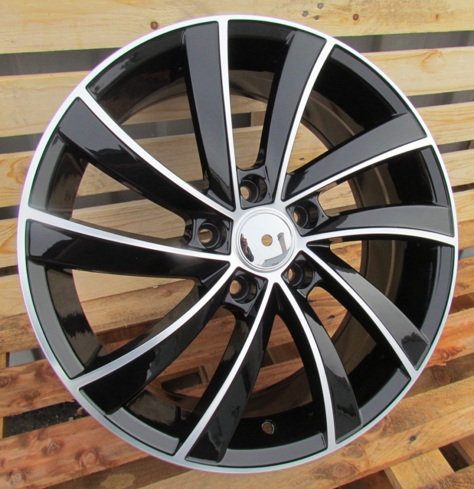 Skoda SK523 Black Polished