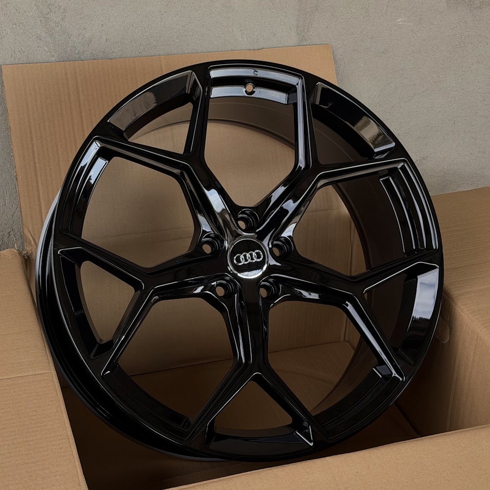 Диски 334 Диски 23" 5*112 10J ET18 DIA 66.5 R23 5*112 — купити у Львові