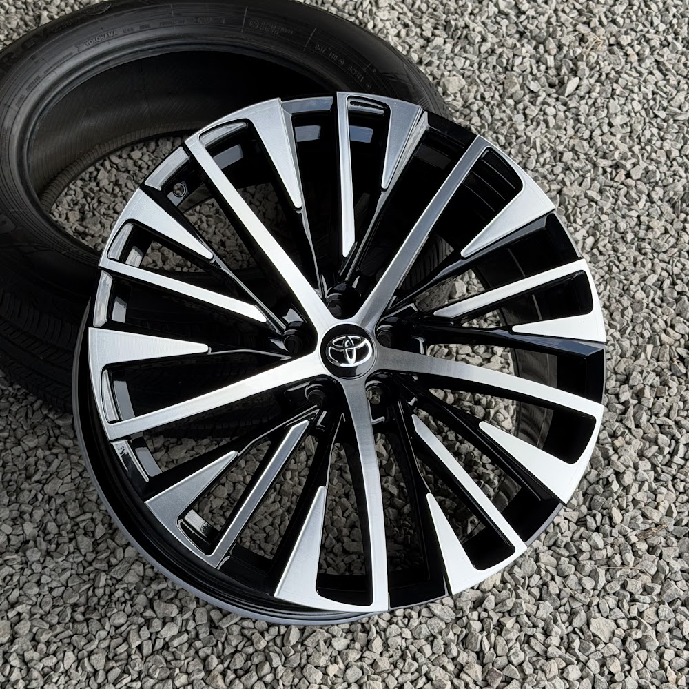 Диски FBX176 Диски 18" 5*114.3 8J ET42 DIA 60.1 R18 5*114.3 — купити у Львові